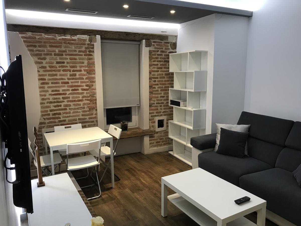 Airva: Apartamento Duque De La Victoria Valladolid Buitenkant foto